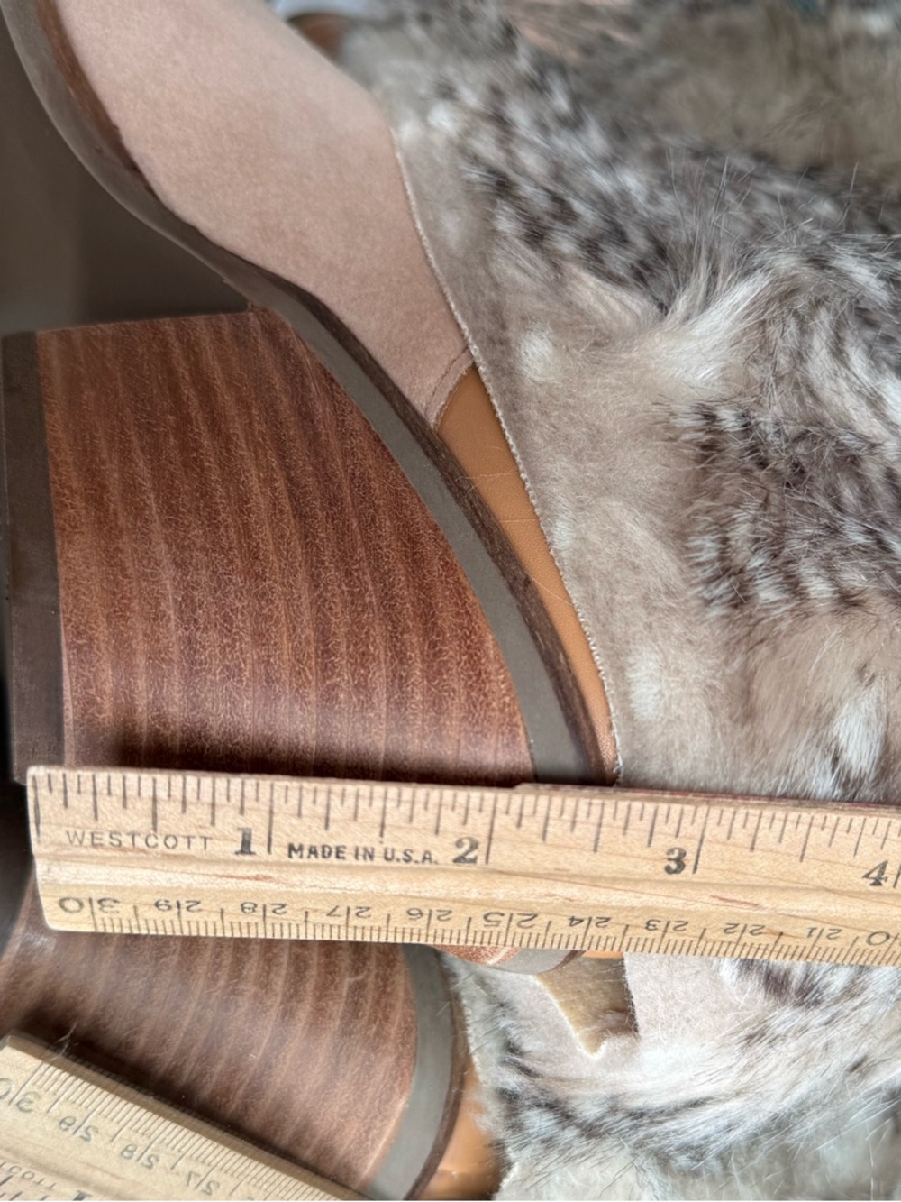 DINGO Leather suede with Faux Fur Feather Trim Beige Western Boots - Picture 2 of 10
